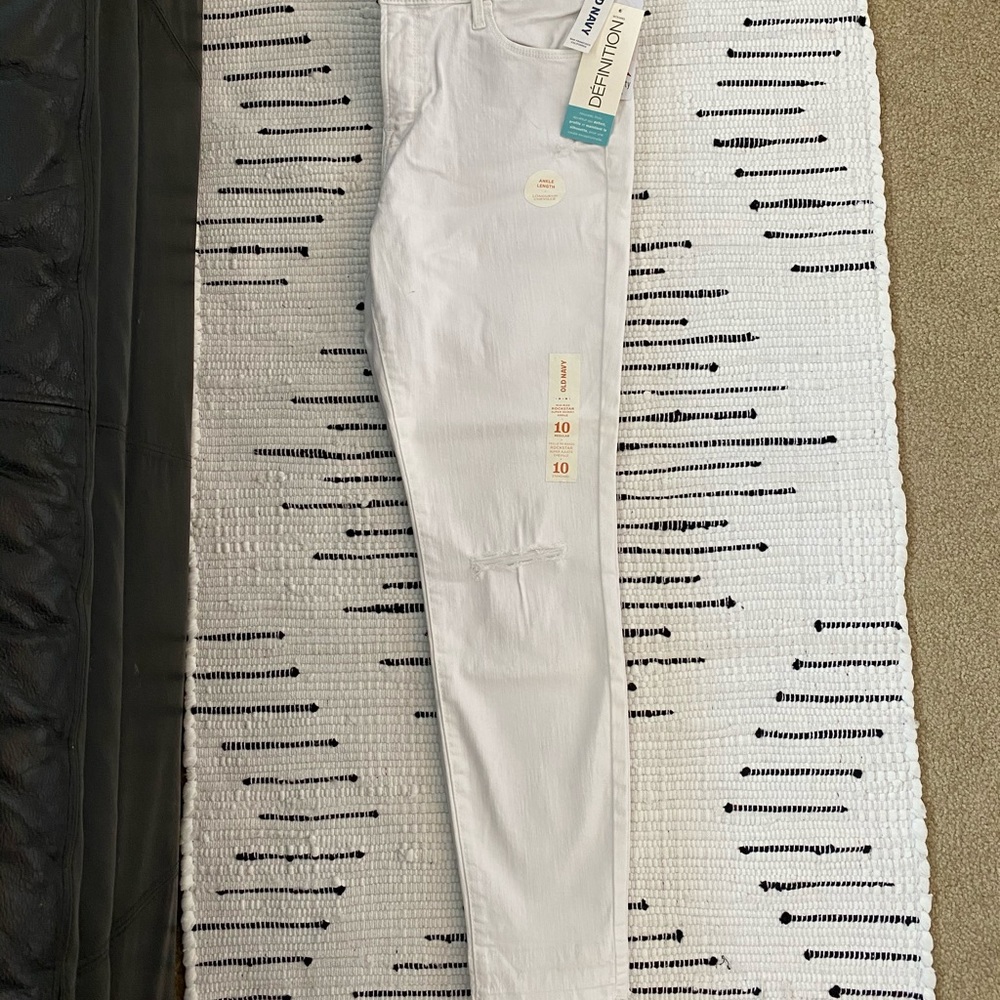 Old Navy white rockstar jeans